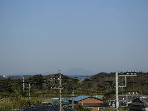 本校から見た筑波山(7:30)
