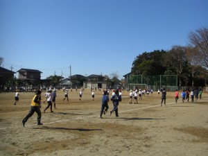 自主練習に励む子どもたち(10:20)