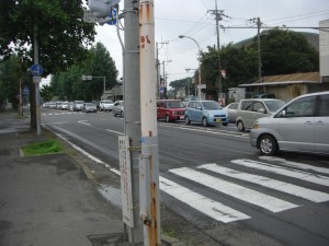 以前より渋滞の列が長くなったようです(7:35)